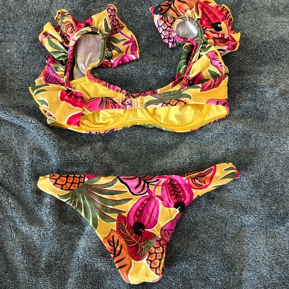 Farm Rio Bikini - Picture 2 of 5